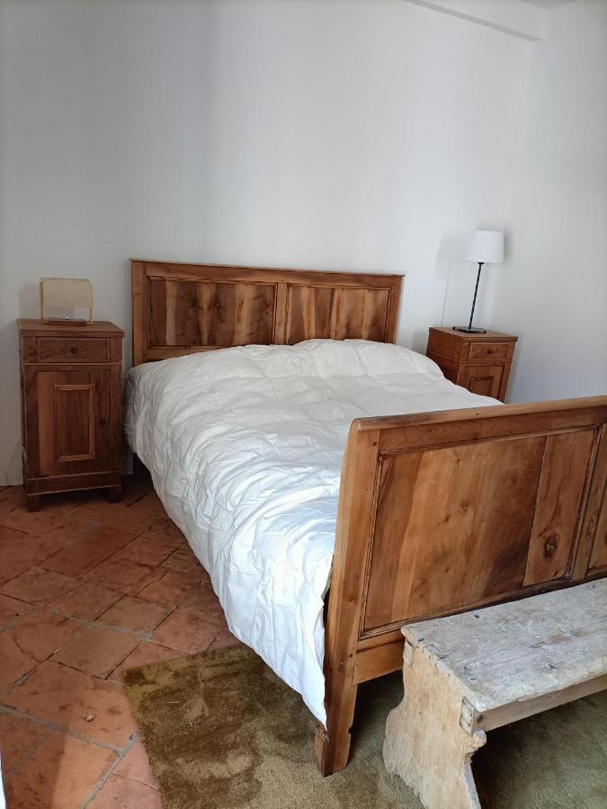 La Capinera Bed & Breakfast Muggio ภายนอก รูปภาพ